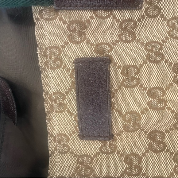Gucci Canvas GG diaper/tote bag - Picture 15 of 17